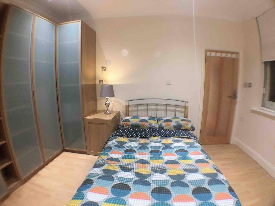 Appartement For Family Upto 5 *