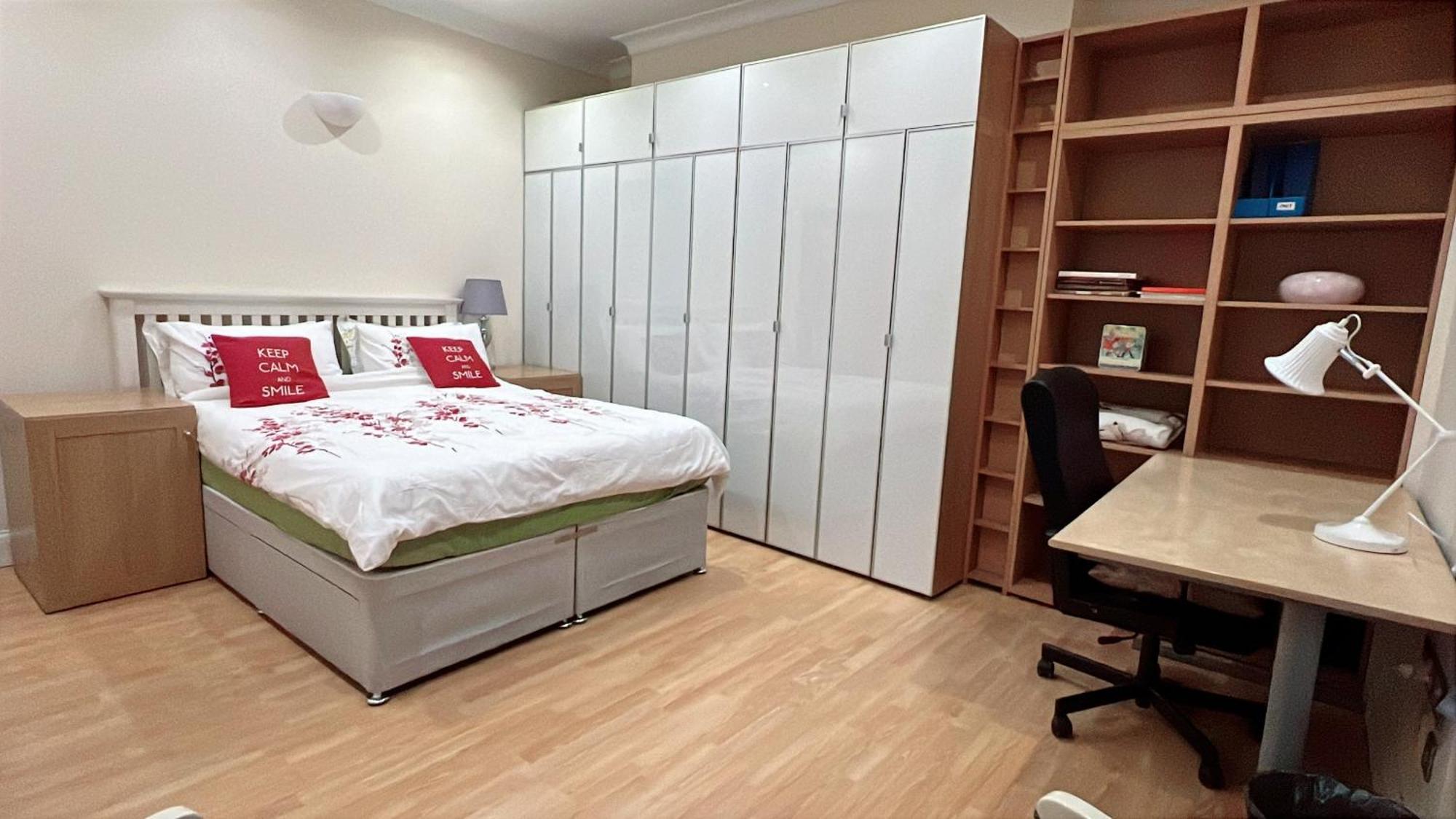 Appartement For Family Upto 5 *
